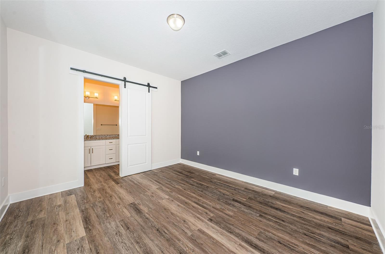 5972 CENTRAL AVE — photo 13