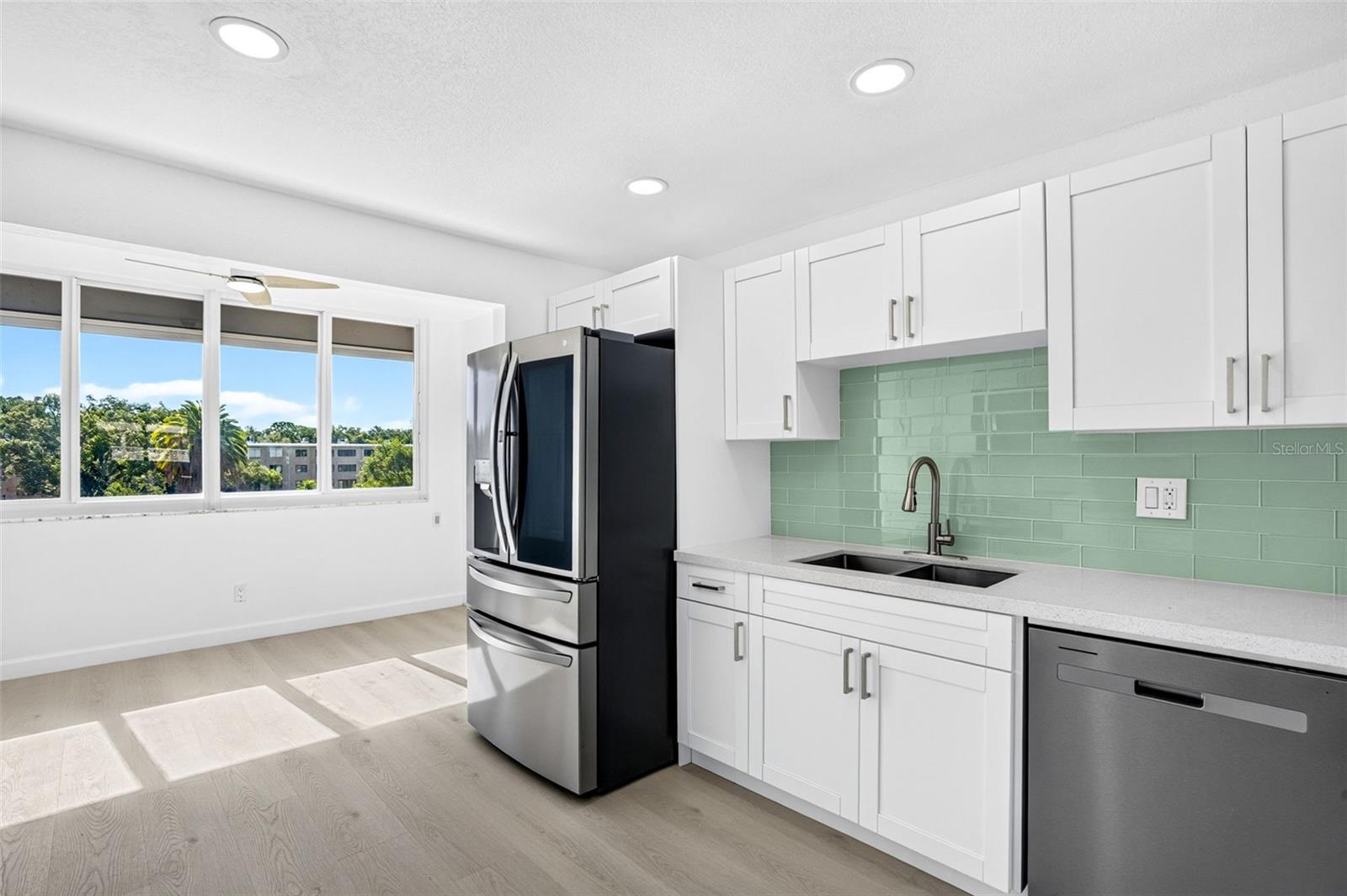 5095 BAY ST NE #310 — photo 10