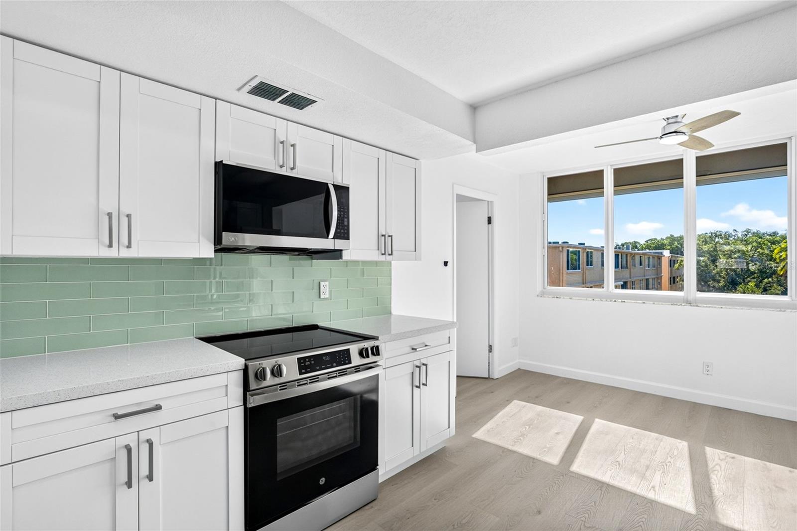 5095 BAY ST NE #310 — photo 11