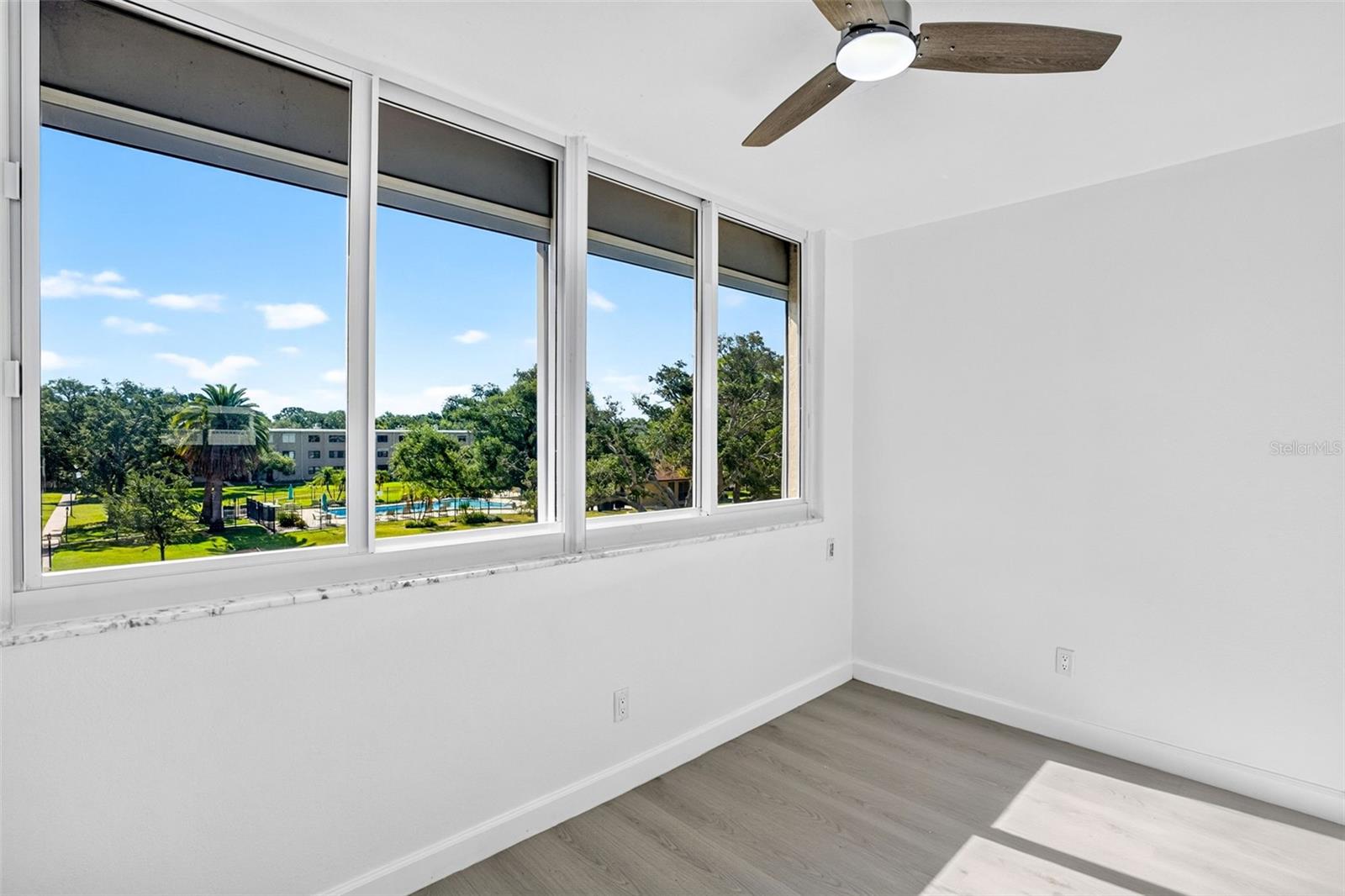 5095 BAY ST NE #310 — photo 17