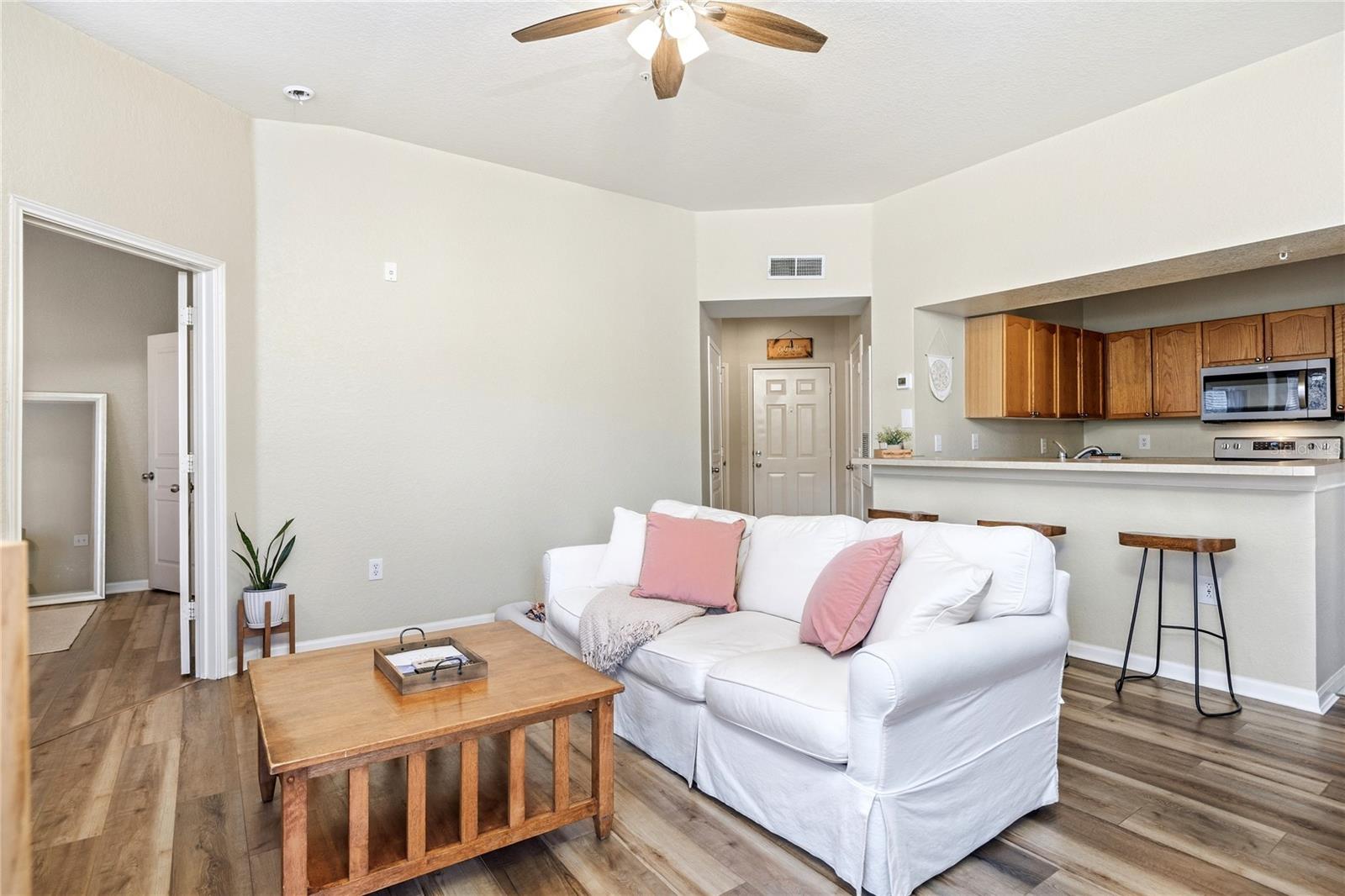 5125 PALM SPRINGS BLVD #1204 — photo 3