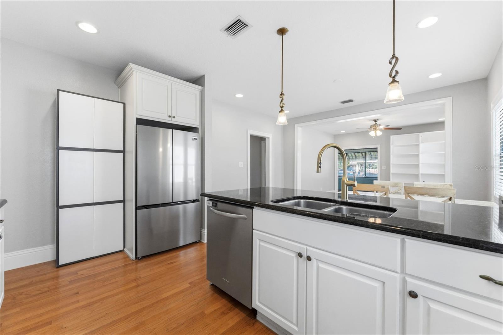 1618 S ARRAWANA AVE — photo 21