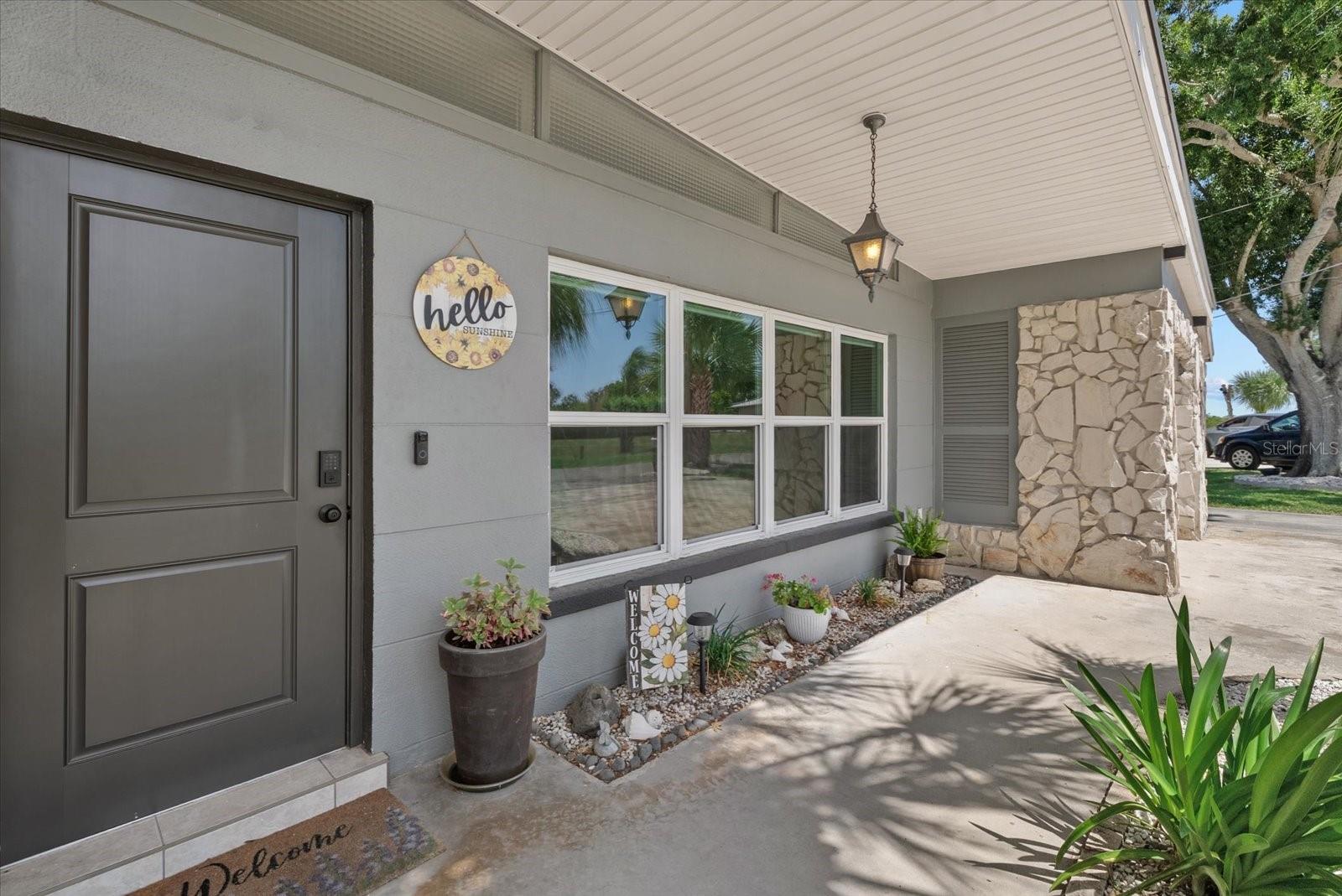 512 PALM AVE — photo 6