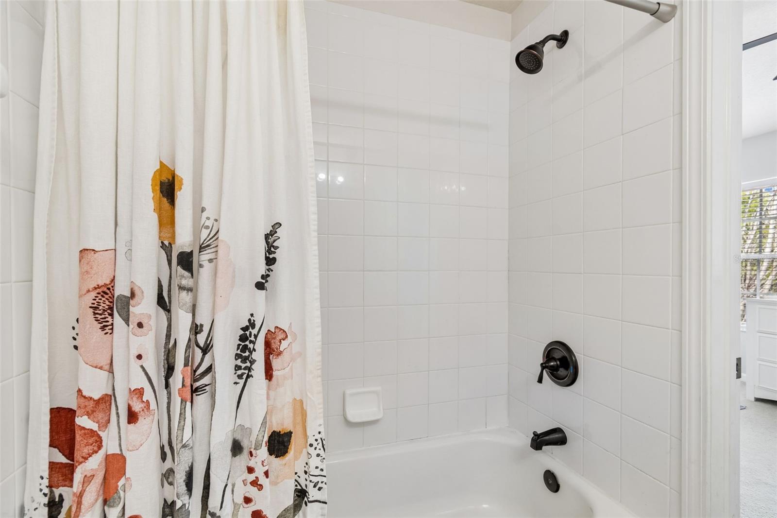 4423 BARNSTEAD DR — photo 23