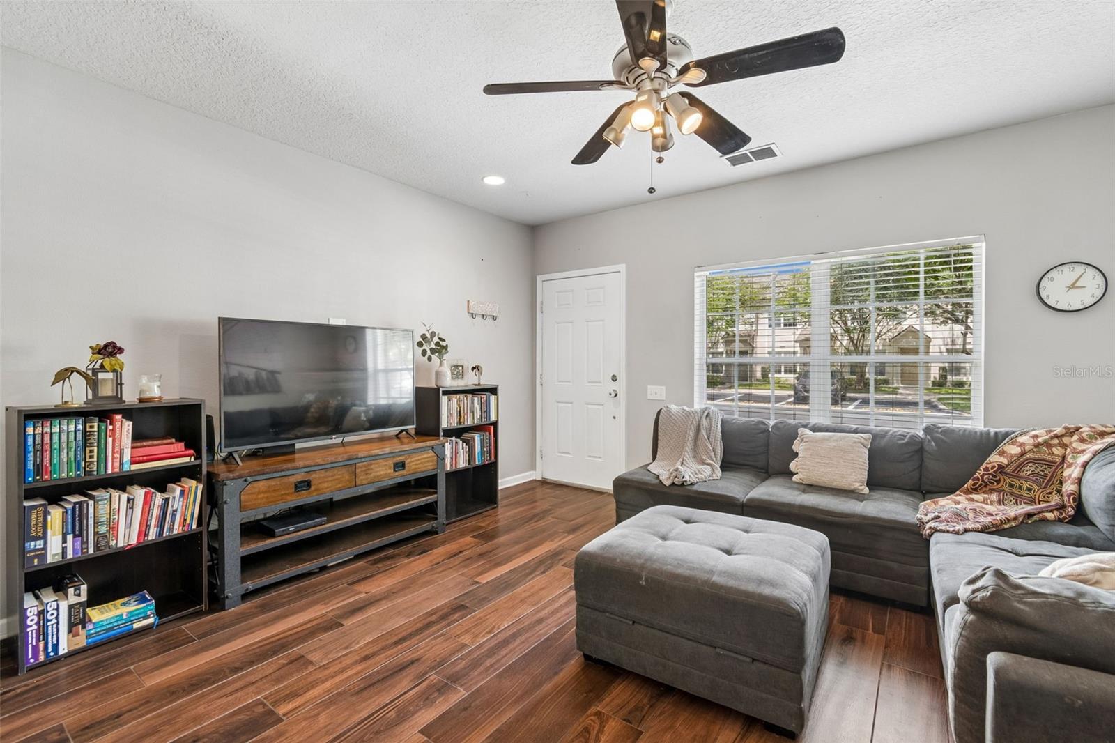4423 BARNSTEAD DR — photo 5