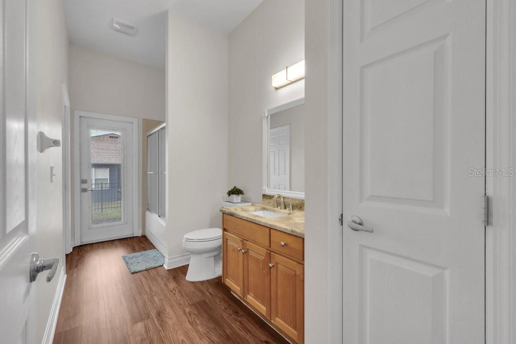 16135 BRIDGEDALE DR — photo 24