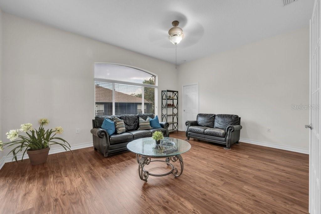 16135 BRIDGEDALE DR — photo 26