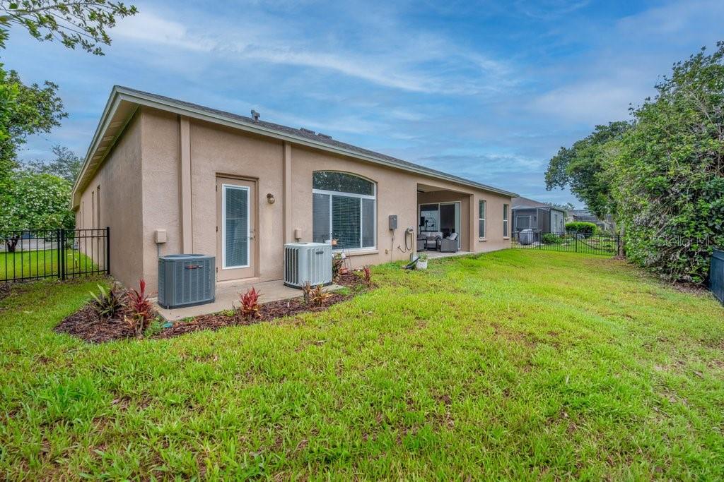 16135 BRIDGEDALE DR — photo 31