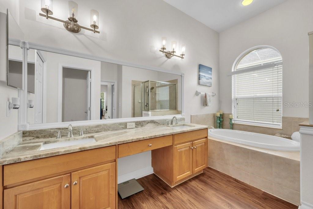 16135 BRIDGEDALE DR — photo 19