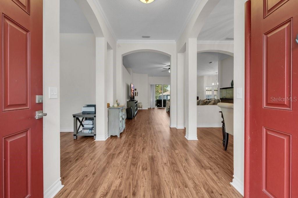 16135 BRIDGEDALE DR — photo 3