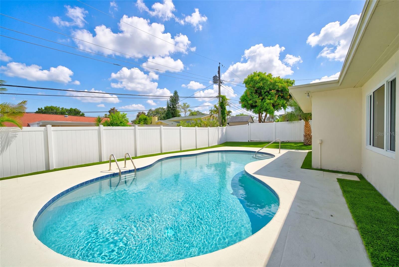 3538 SHADY BLUFF DR — photo 56
