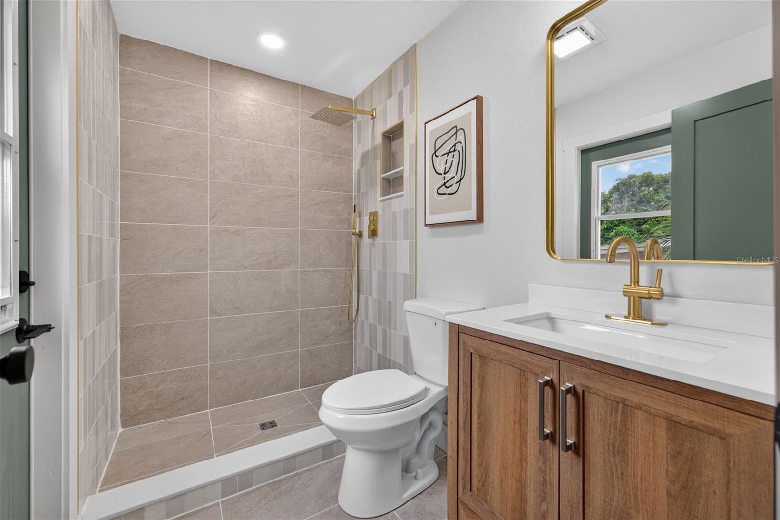 3538 SHADY BLUFF DR — photo 38