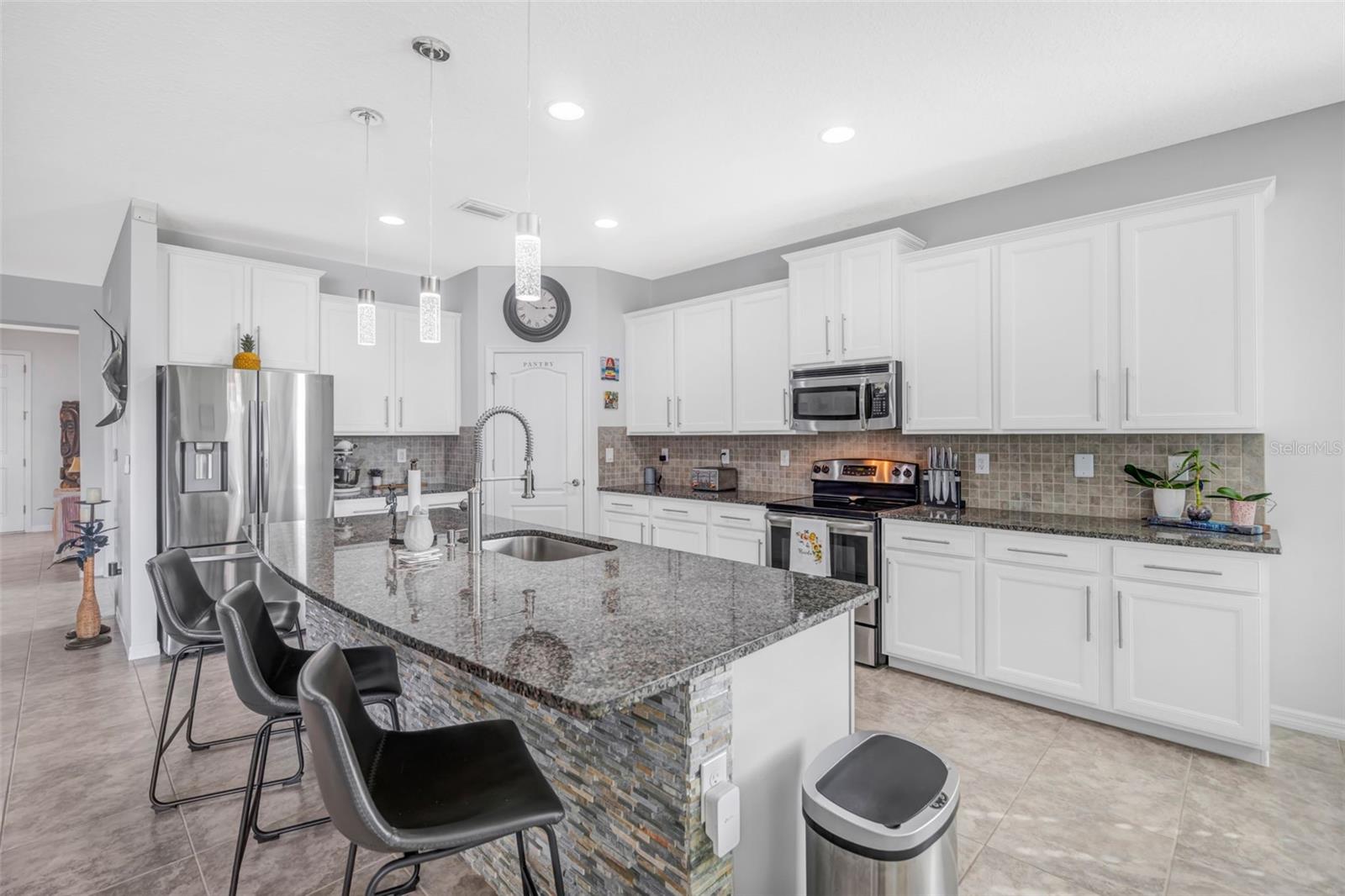 5652 FISHER GLEN LOOP — photo 11