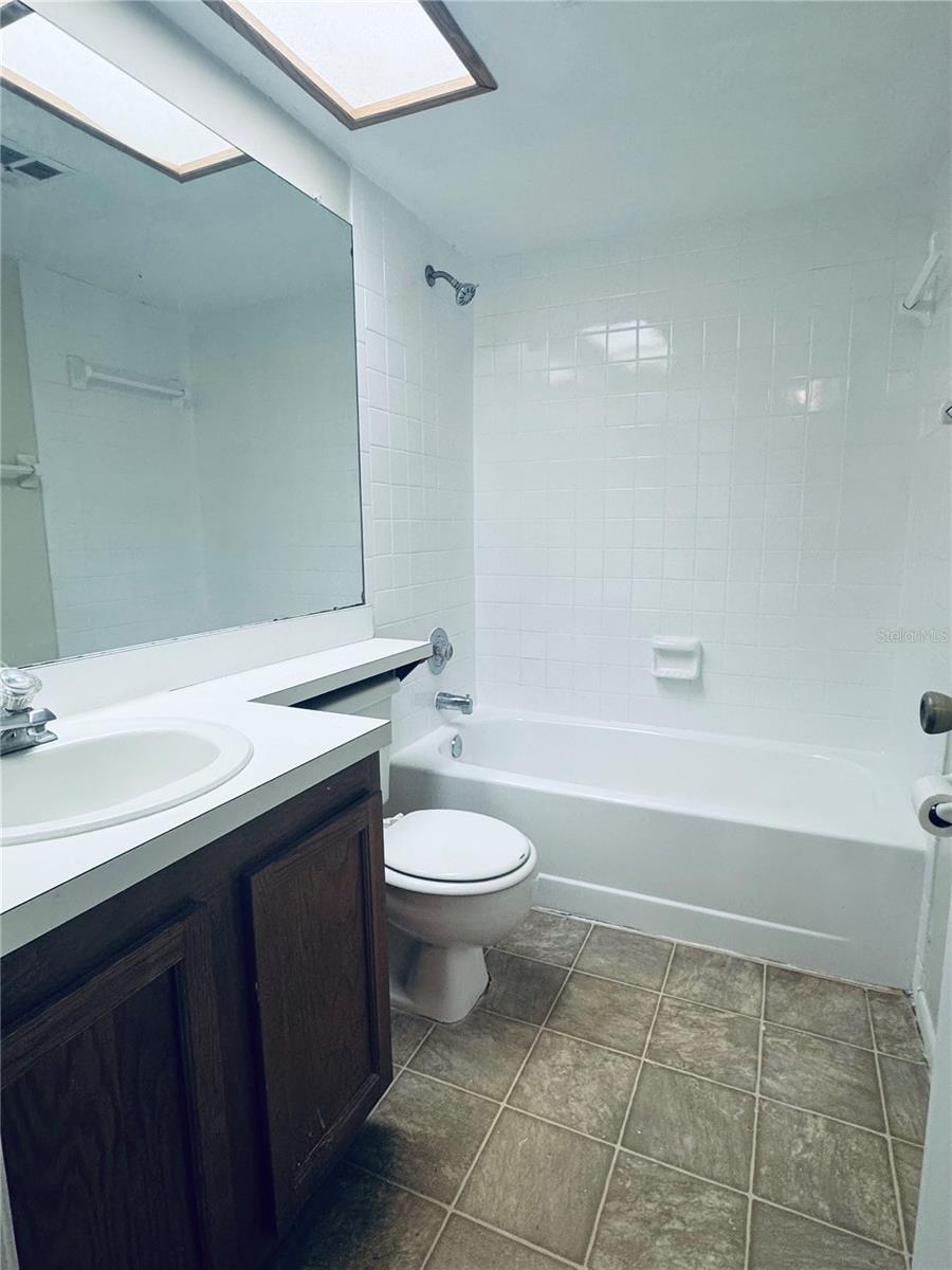 328 WOODLAKE WYNDE — photo 10