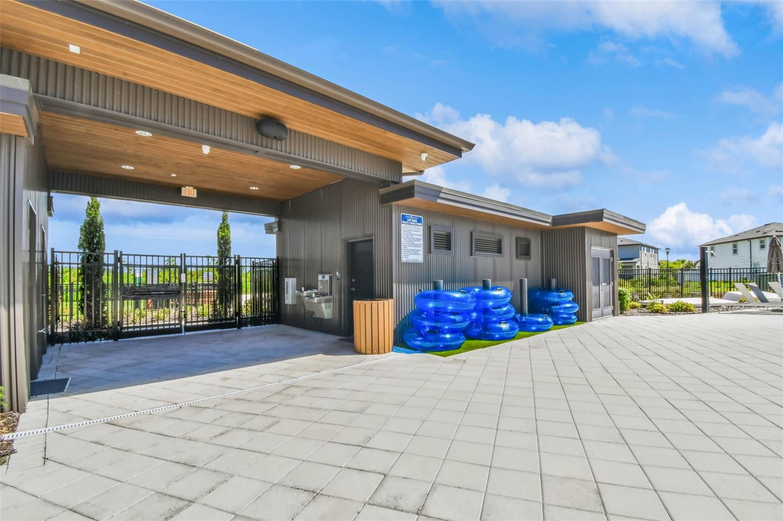 31357 AMBERVIEW BND — photo 59