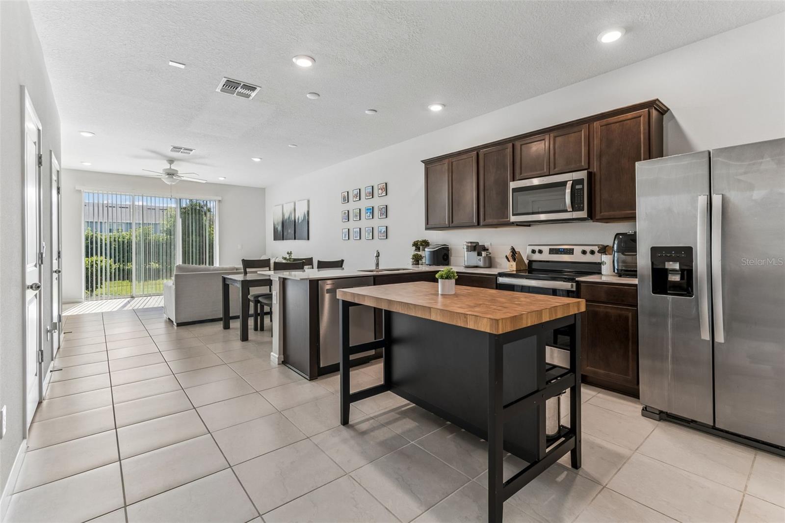 31357 AMBERVIEW BND — photo 2