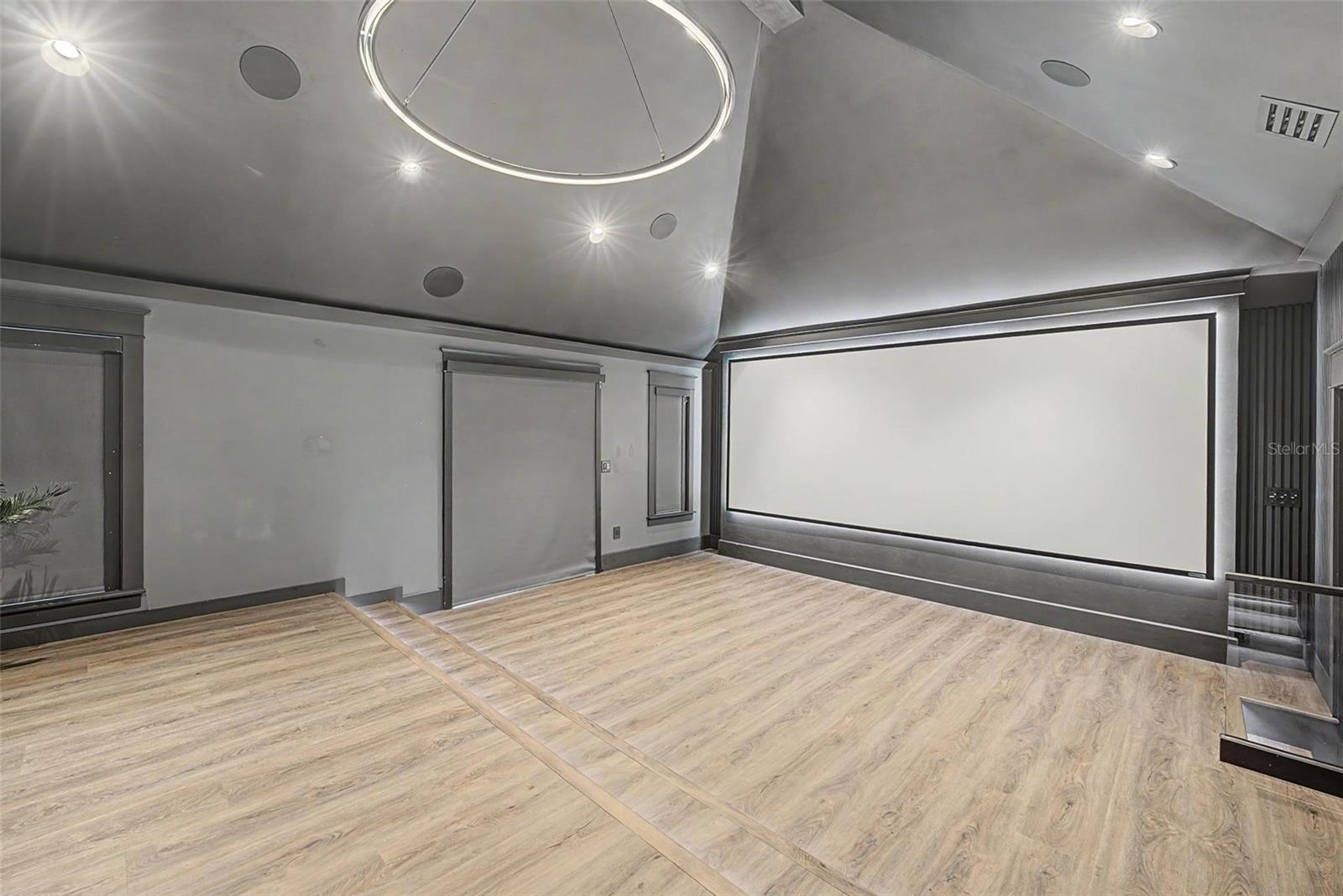 3781 EXECUTIVE DR — photo 34