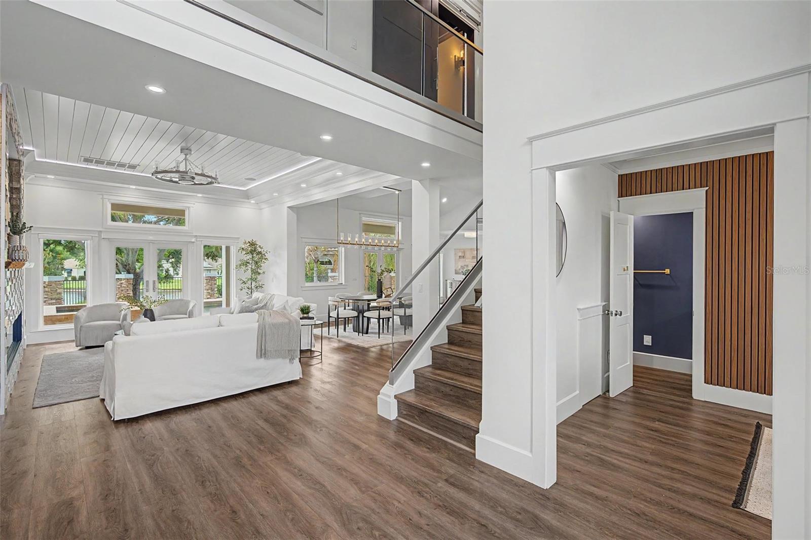 3781 EXECUTIVE DR — photo 8
