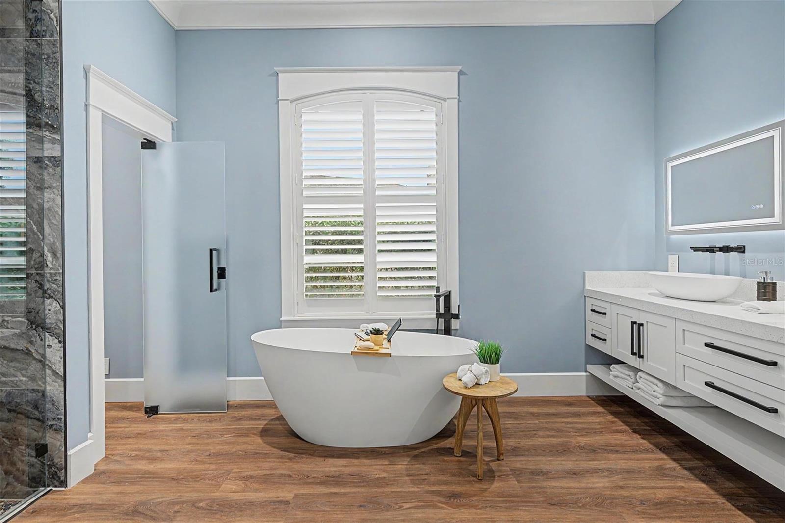 3781 EXECUTIVE DR — photo 25