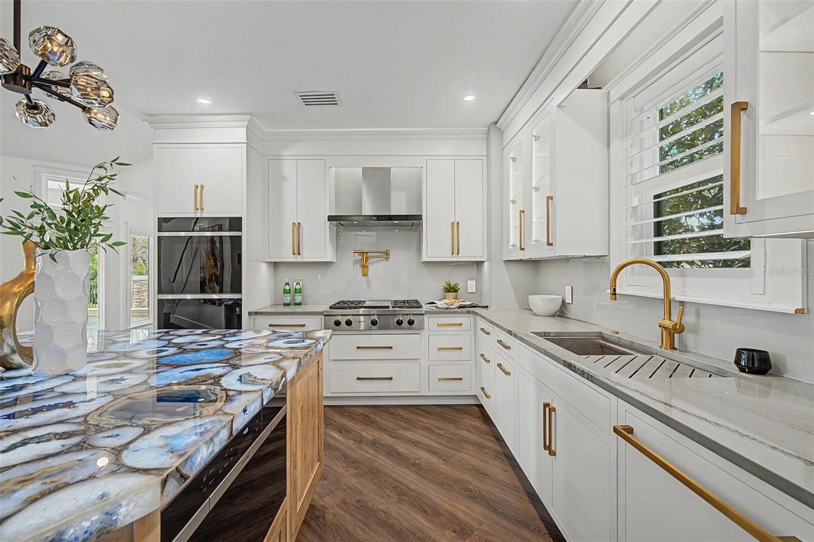 3781 EXECUTIVE DR — photo 17