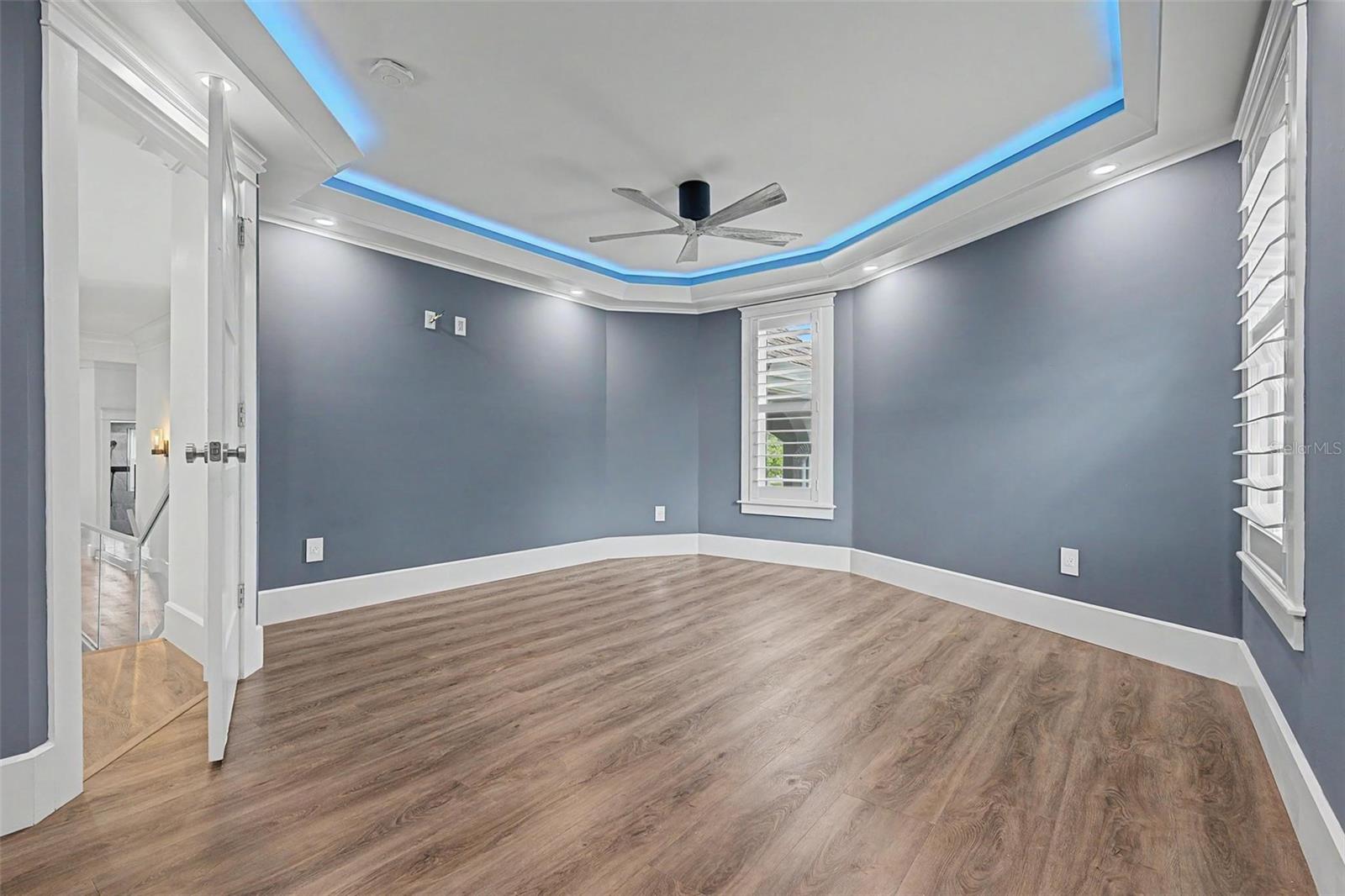 3781 EXECUTIVE DR — photo 41
