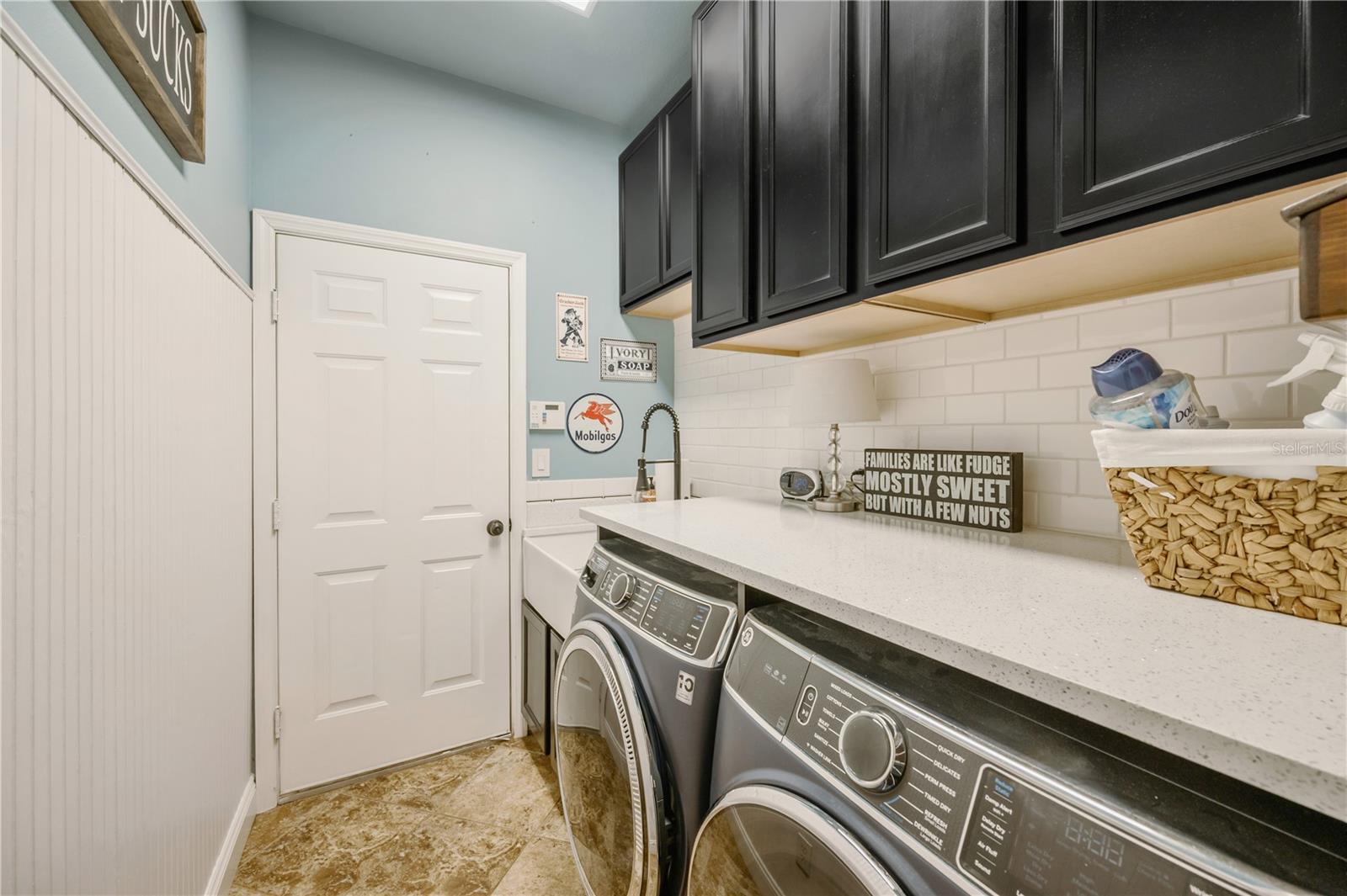 1128 LUMSDEN TRACE CIR — photo 46