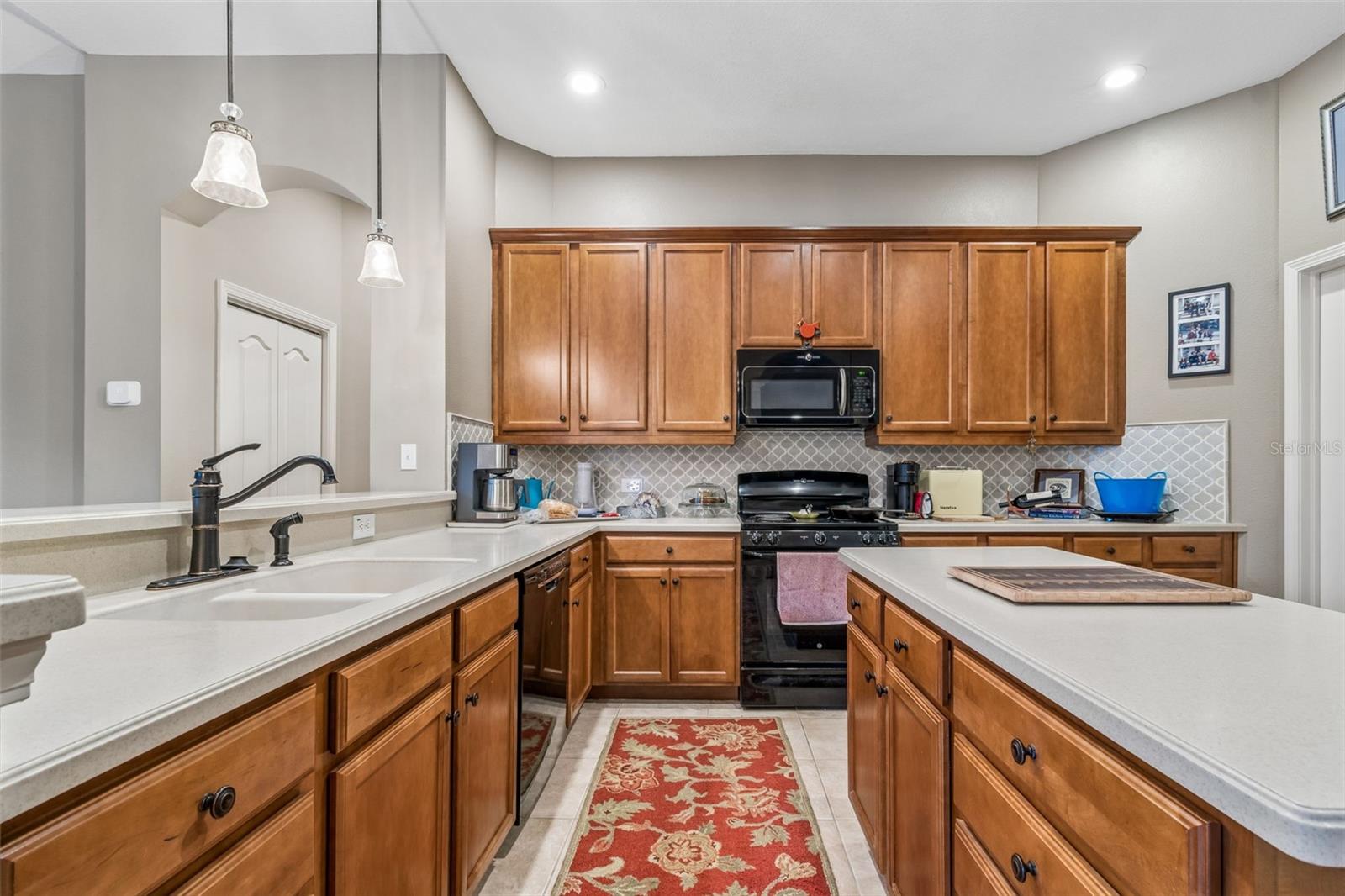 23305 GRACEWOOD CIR — photo 16