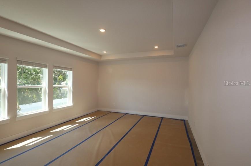 1002 W OHIO AVE — photo 16