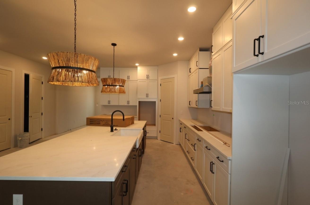 1002 W OHIO AVE — photo 11