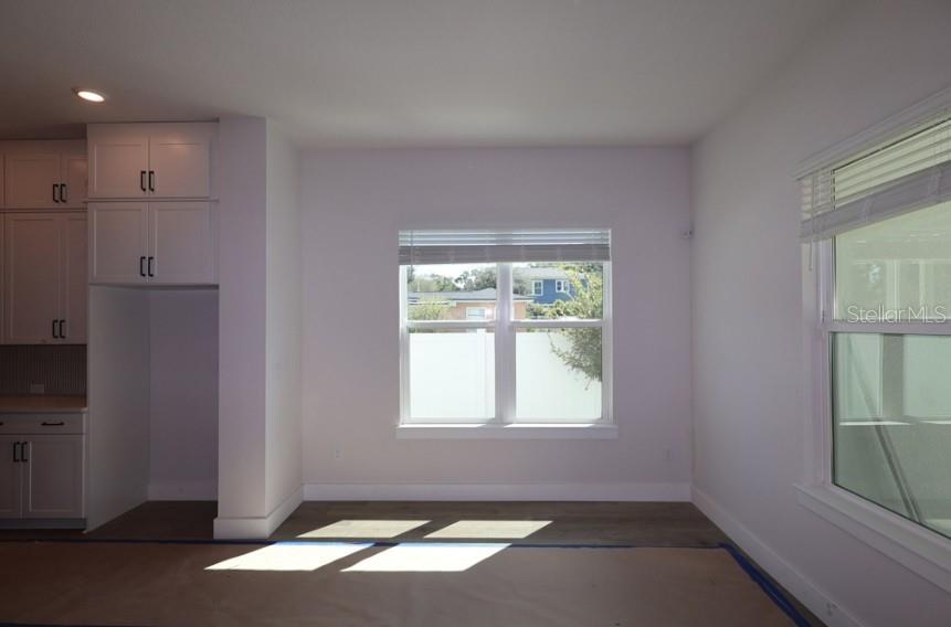 1002 W OHIO AVE — photo 12