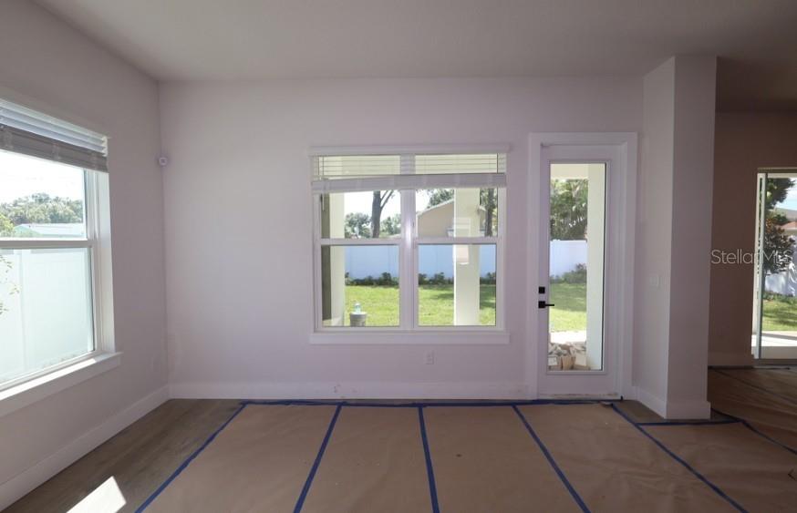 1002 W OHIO AVE — photo 13