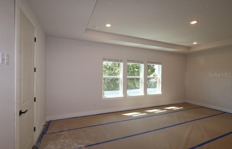 1002 W OHIO AVE — photo 17