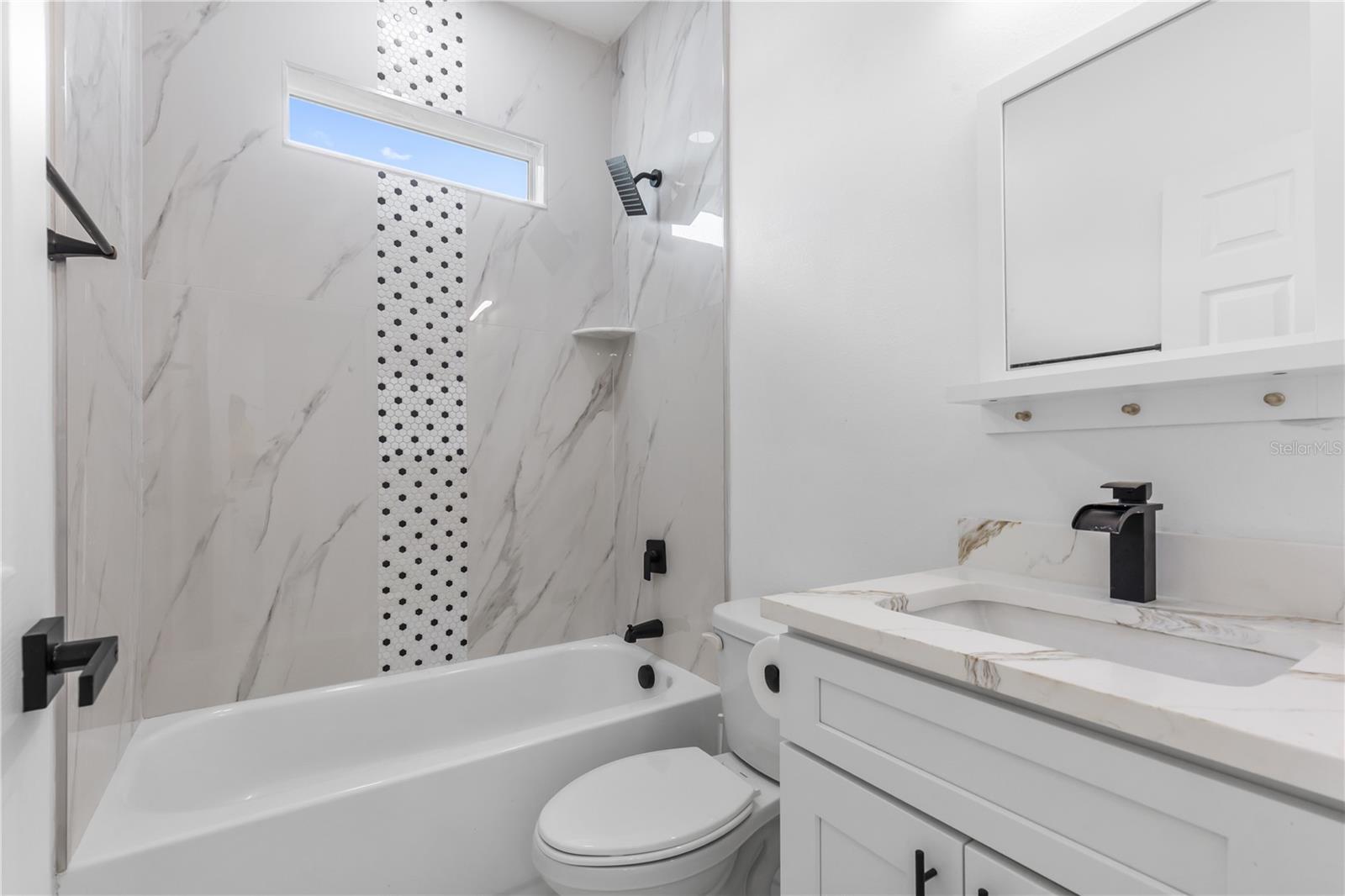 8314 N PADDOCK AVE — photo 33