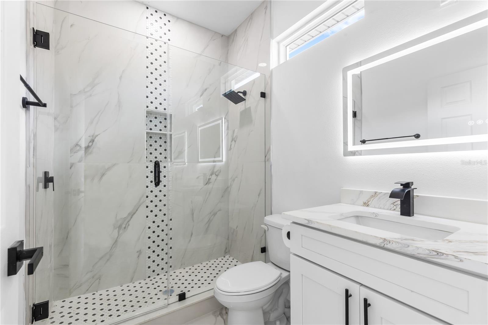 8314 N PADDOCK AVE — photo 32