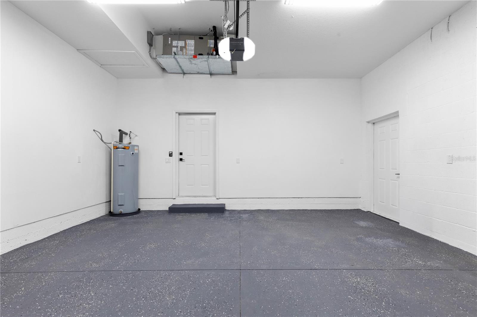 8314 N PADDOCK AVE — photo 36
