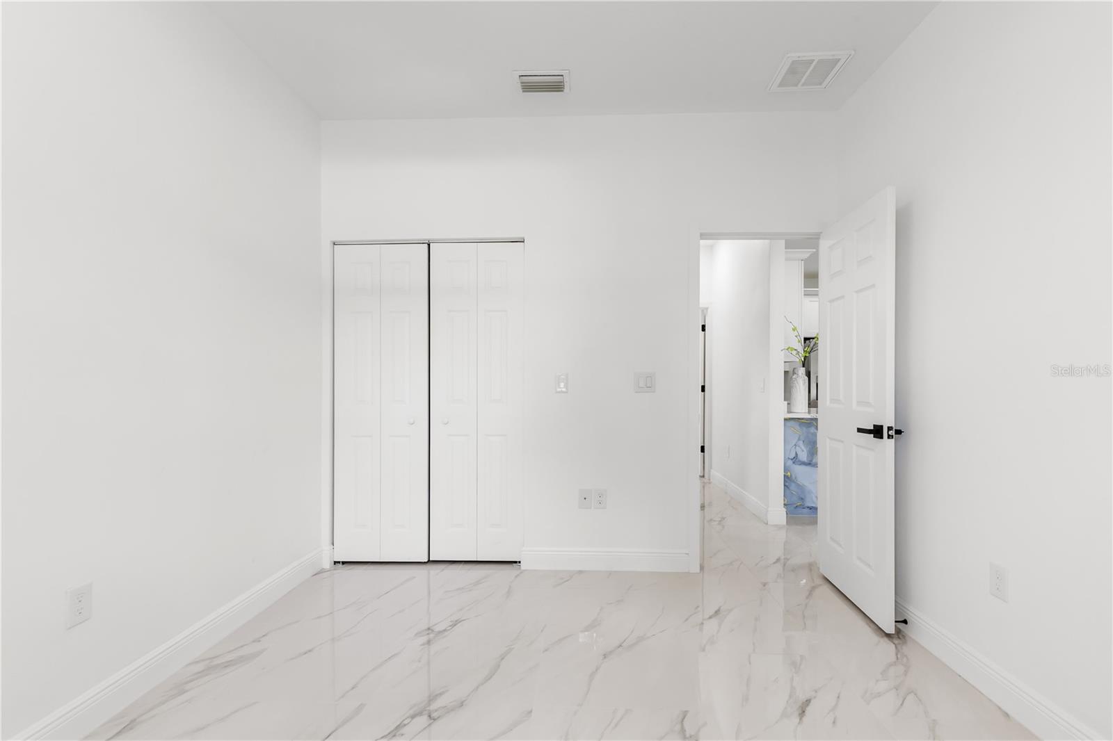 8314 N PADDOCK AVE — photo 26