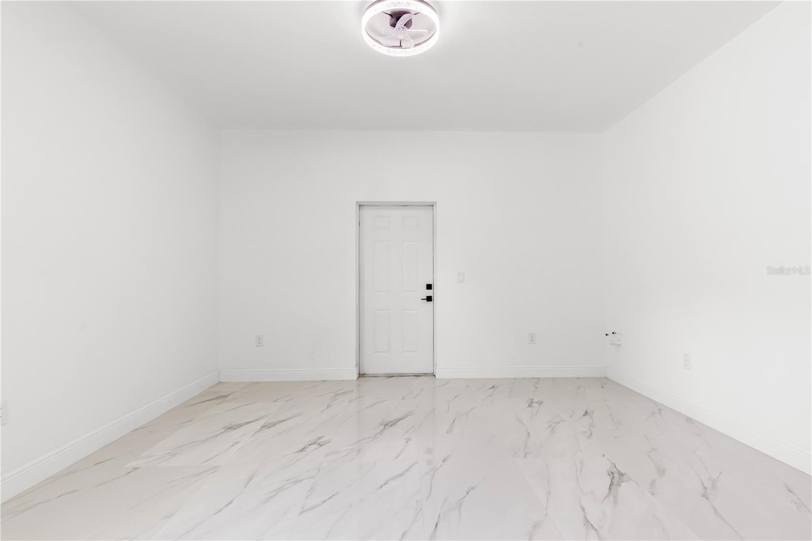 8314 N PADDOCK AVE — photo 24