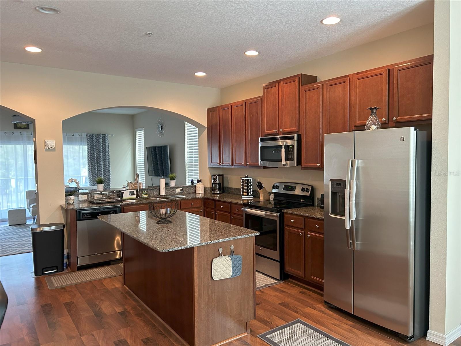 844 CALLISTA CAY LOOP — photo 13