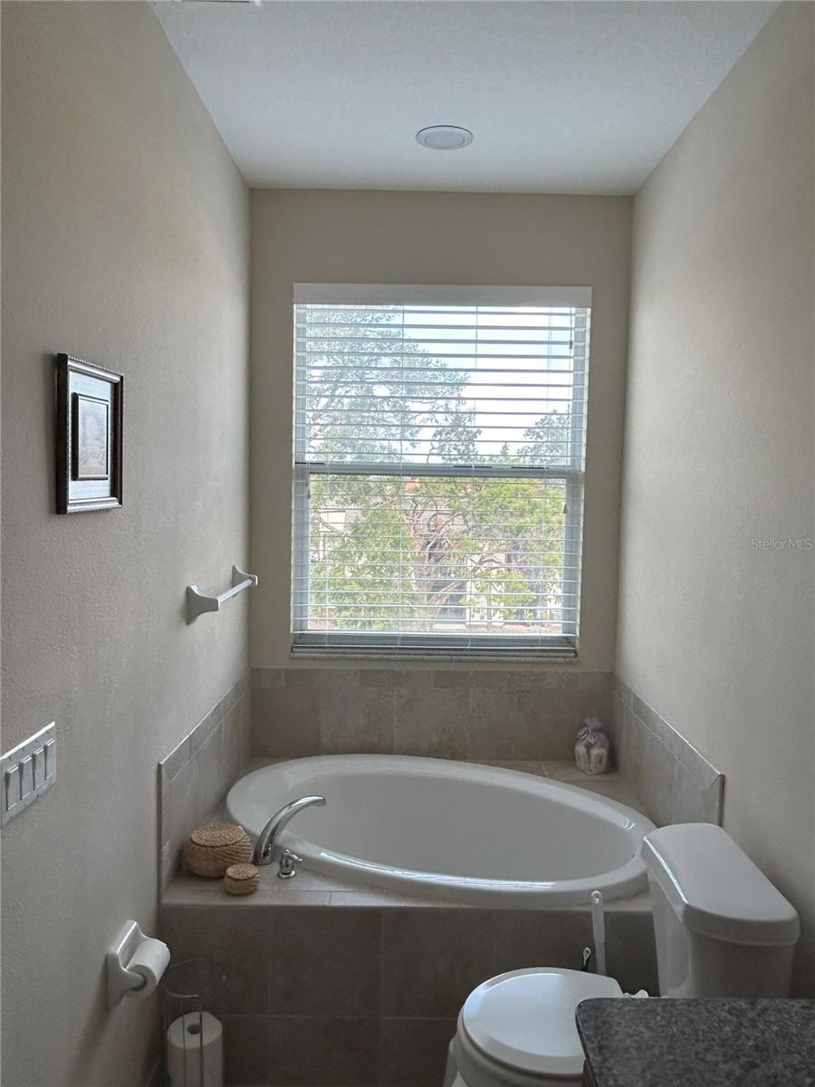 844 CALLISTA CAY LOOP — photo 40