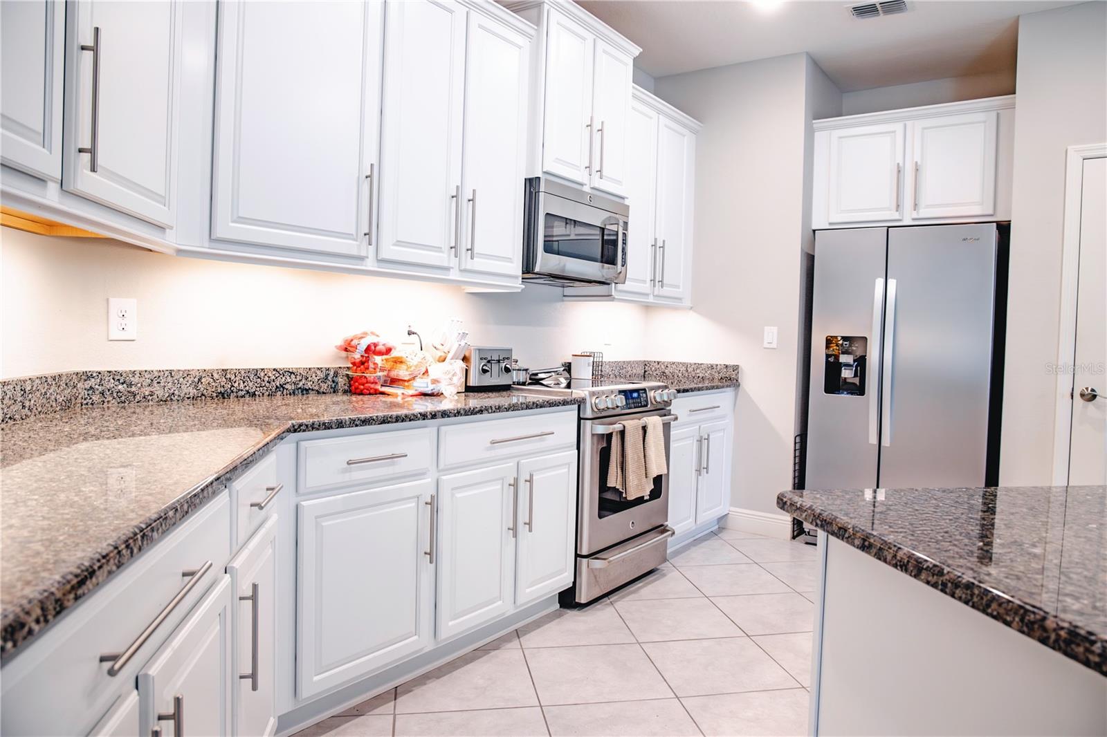 10452 LAGUNA PLAINS DR — photo 15