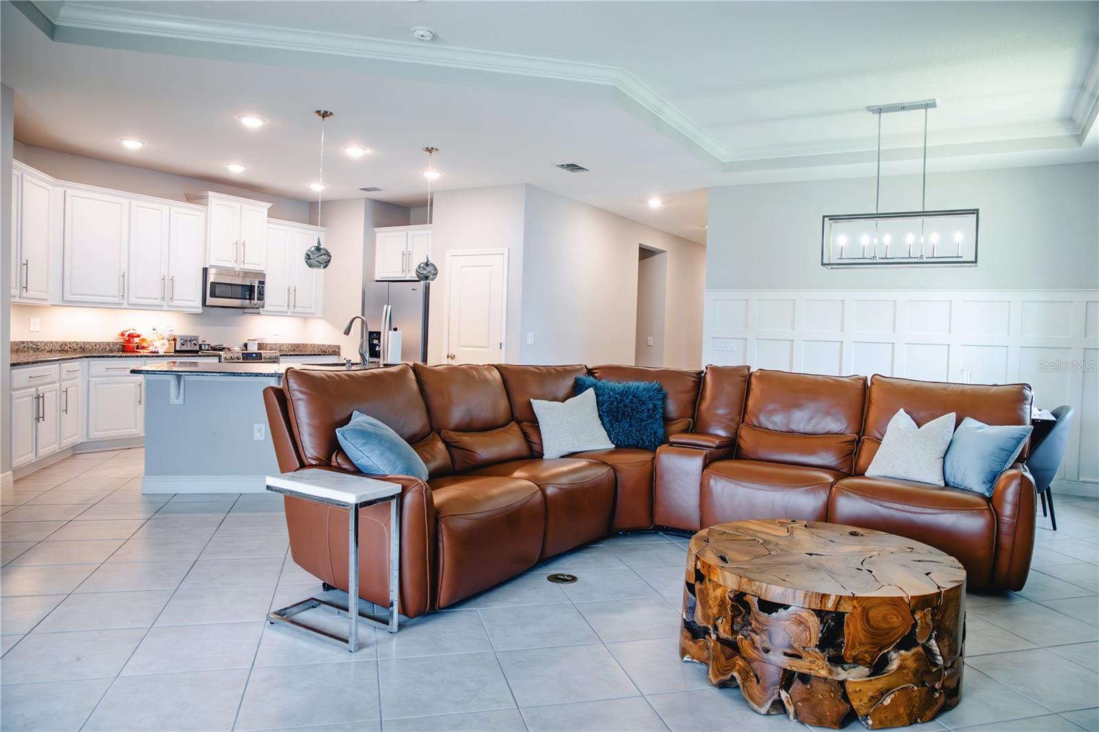 10452 LAGUNA PLAINS DR — photo 13