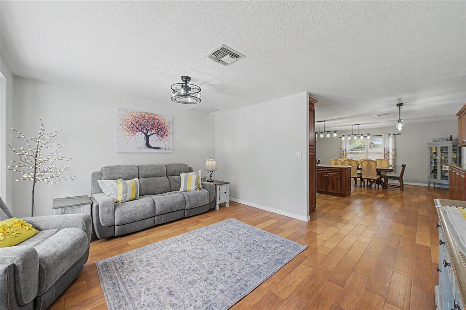 6325 SE SARAH LN — photo 6