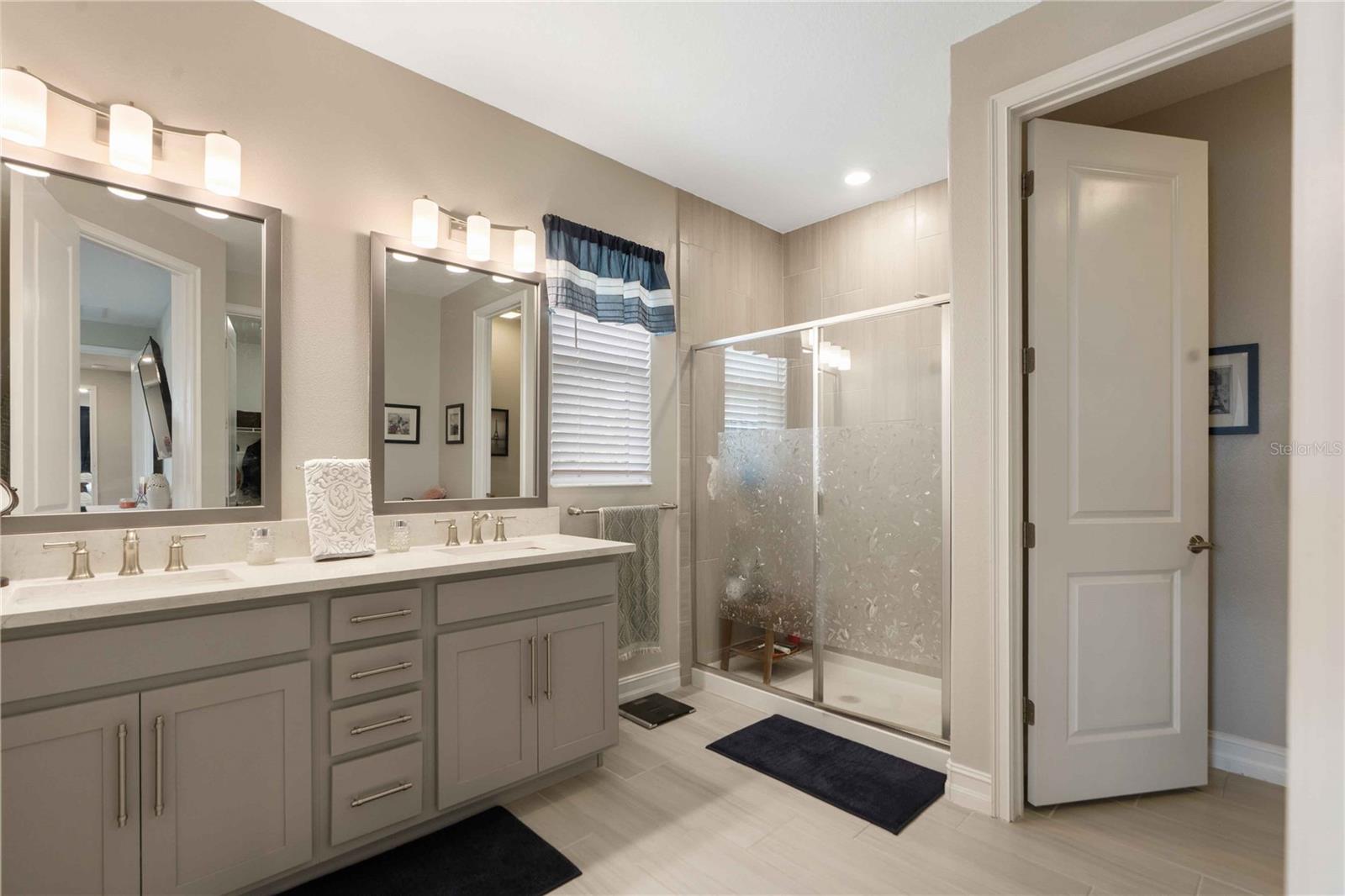 4833 SAN MARTINO DR — photo 22