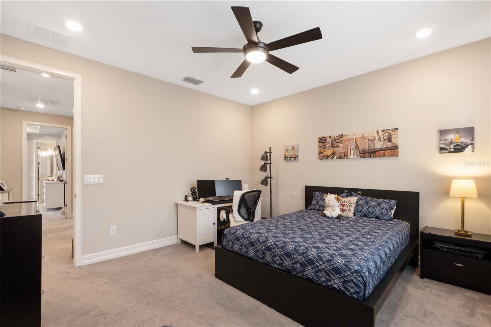 4833 SAN MARTINO DR — photo 30