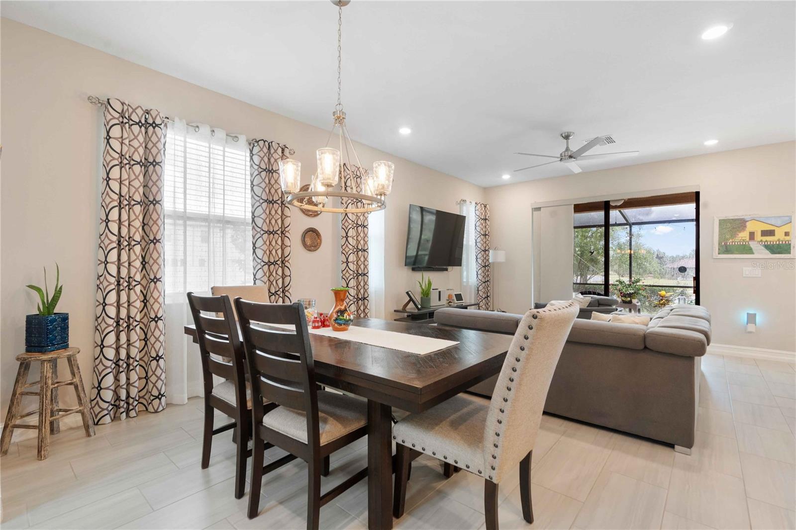 4833 SAN MARTINO DR — photo 10