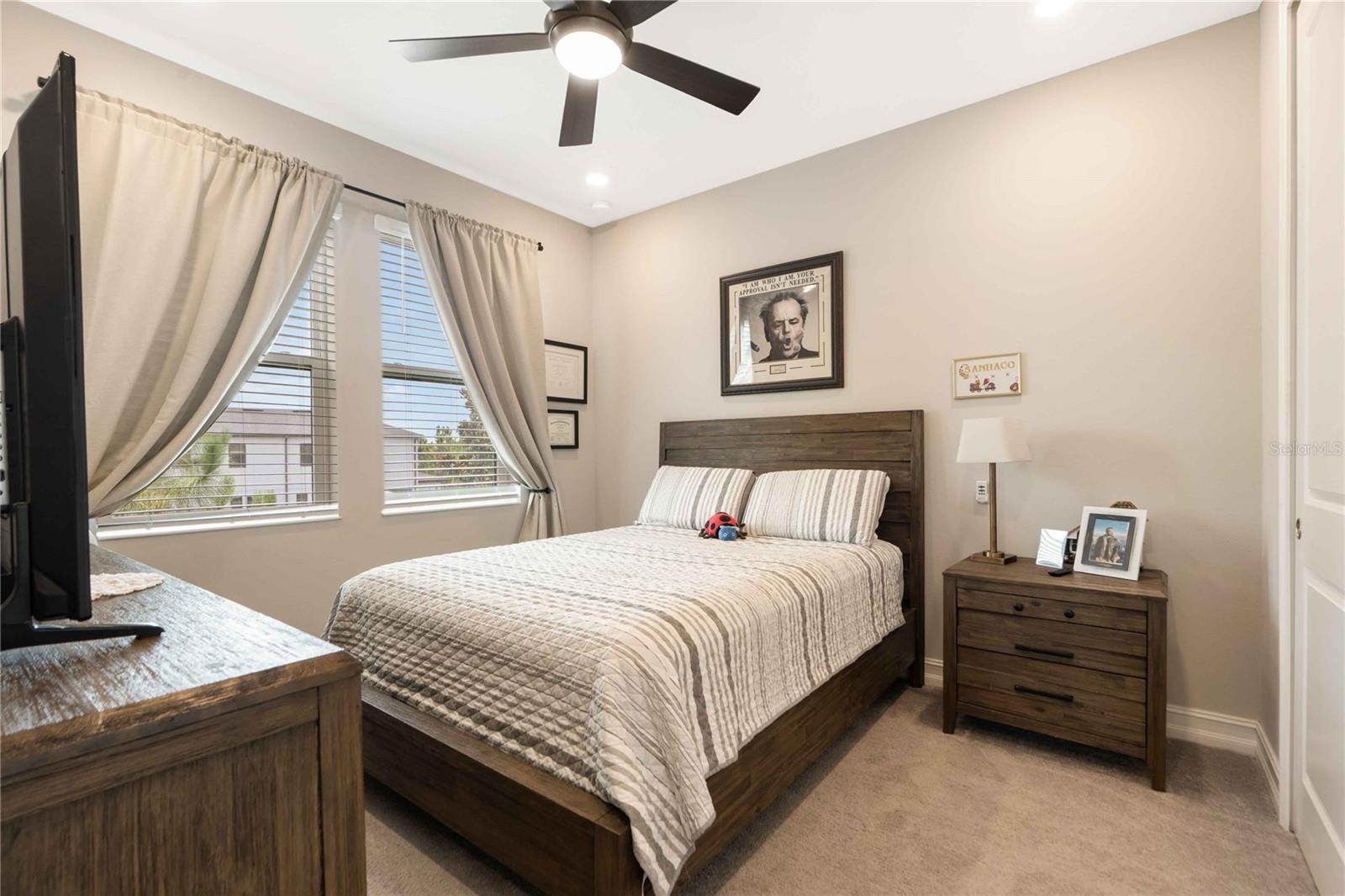 4833 SAN MARTINO DR — photo 25