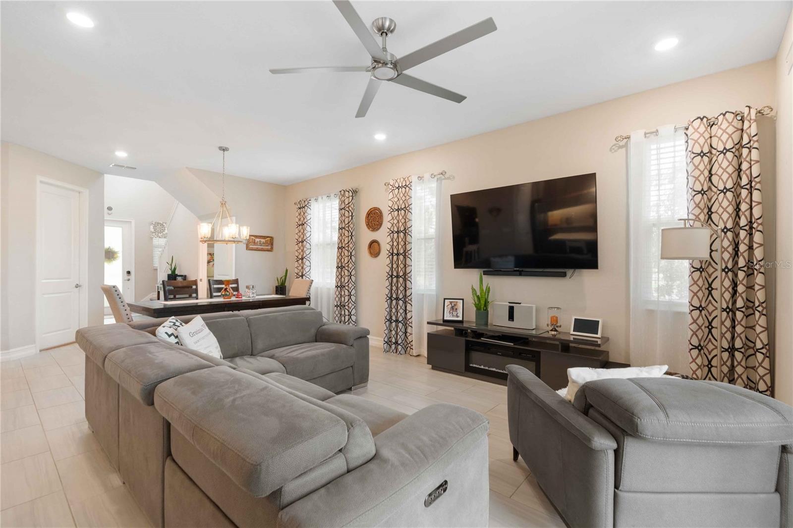 4833 SAN MARTINO DR — photo 7
