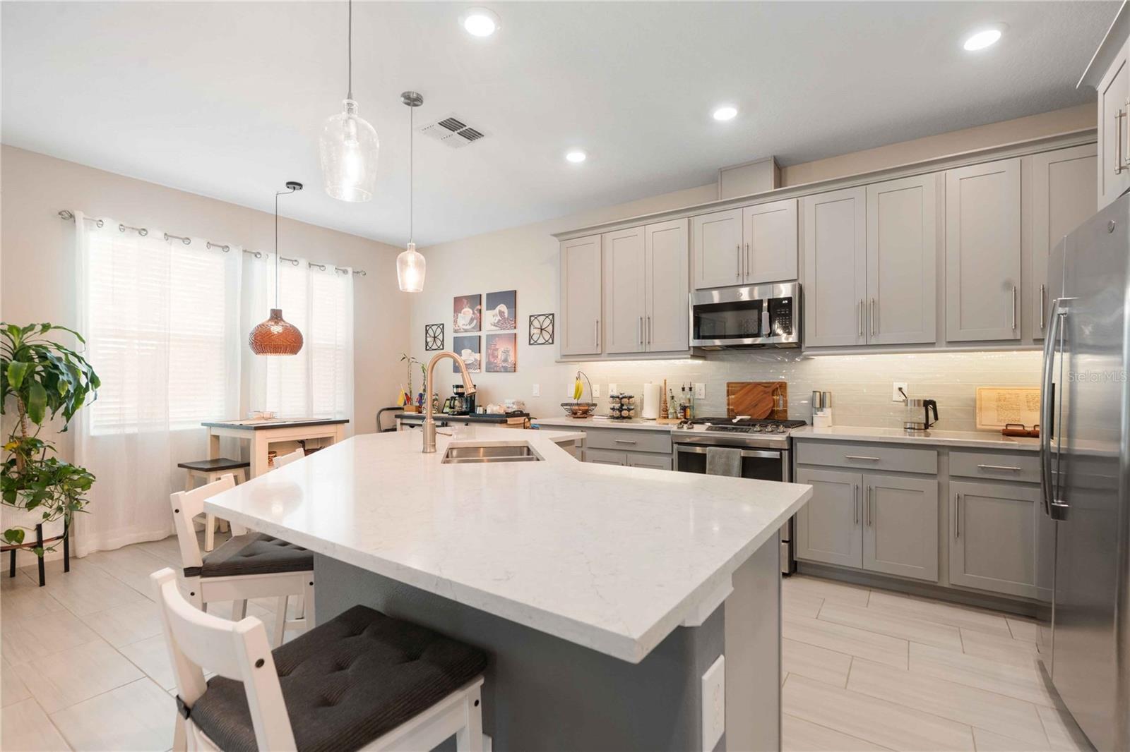 4833 SAN MARTINO DR — photo 12