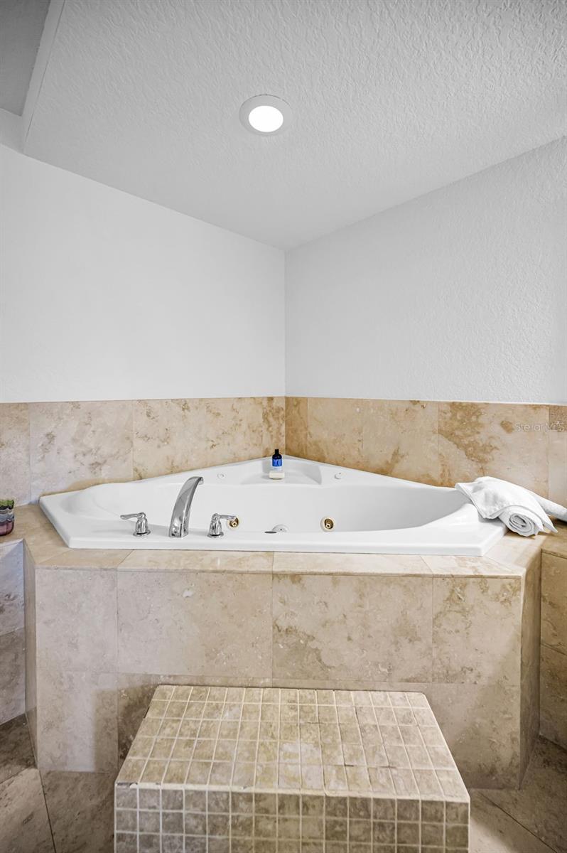 1860 N FORT HARRISON AVE #103 — photo 44