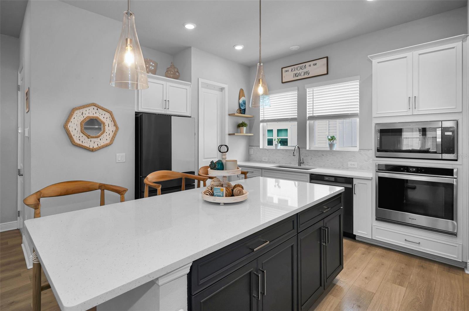 2458 MANGUM CT — photo 32